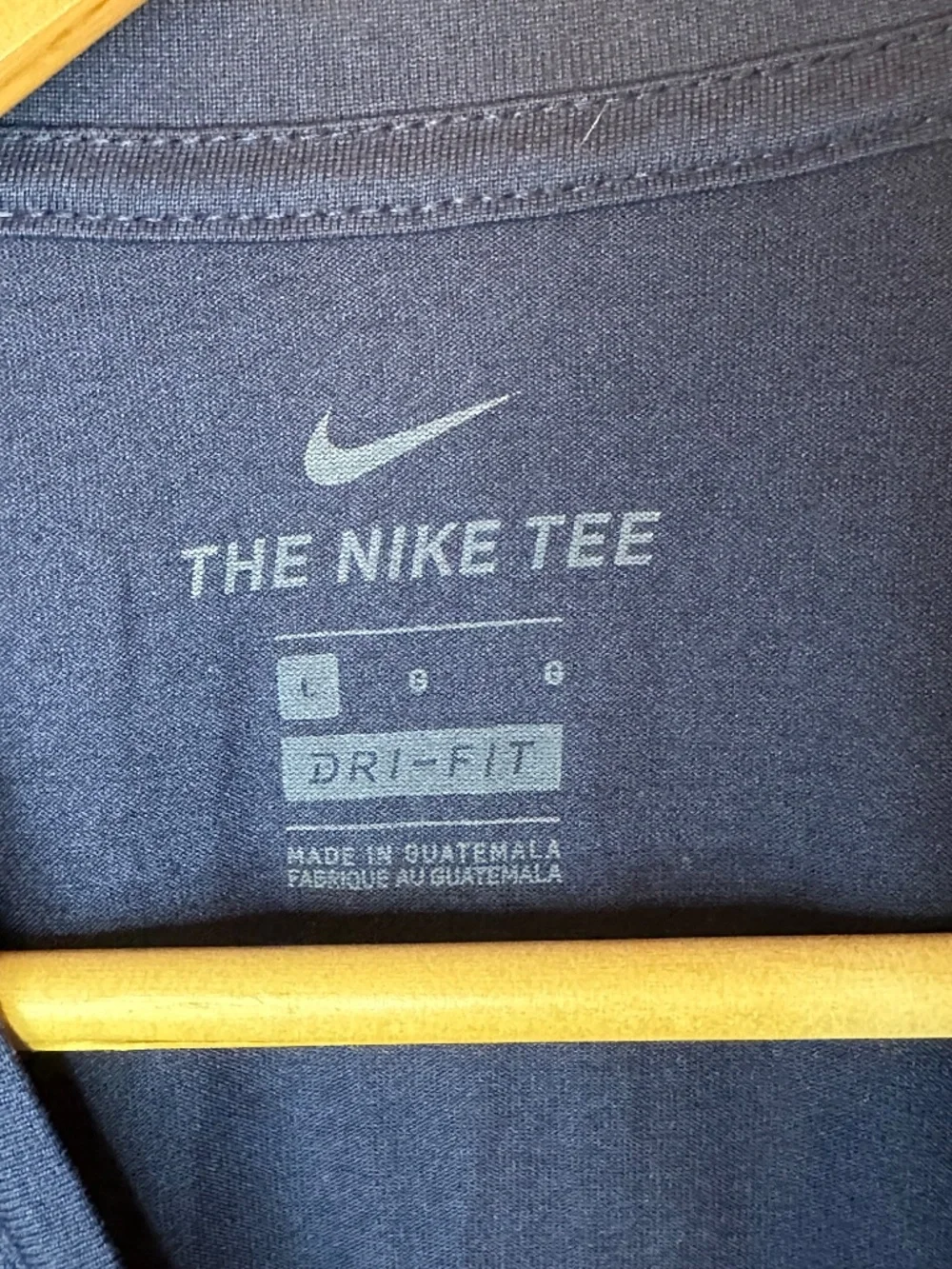 Atlanta Braves Legend Logo Nike DriFit Tee Shirt Navy Size L